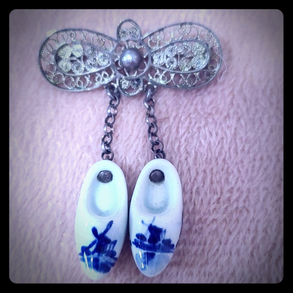 Vintage Delft Sterling Brooch